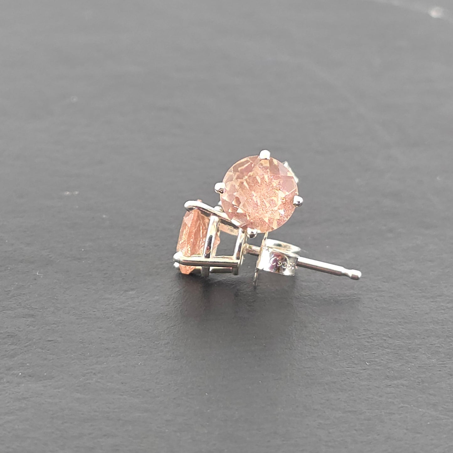 Oregon Sunstones Silver Earring