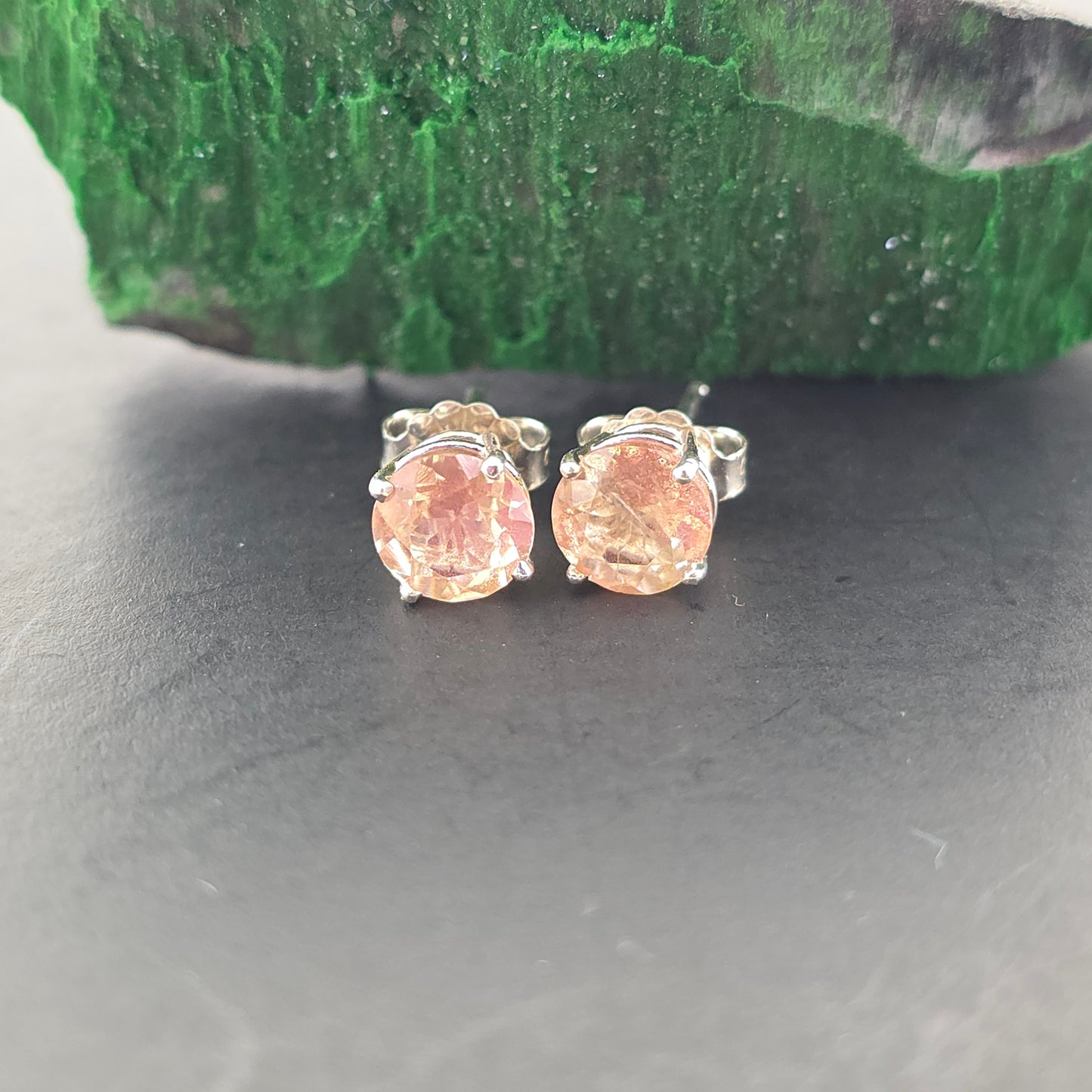 Oregon Sunstones Silver Earring