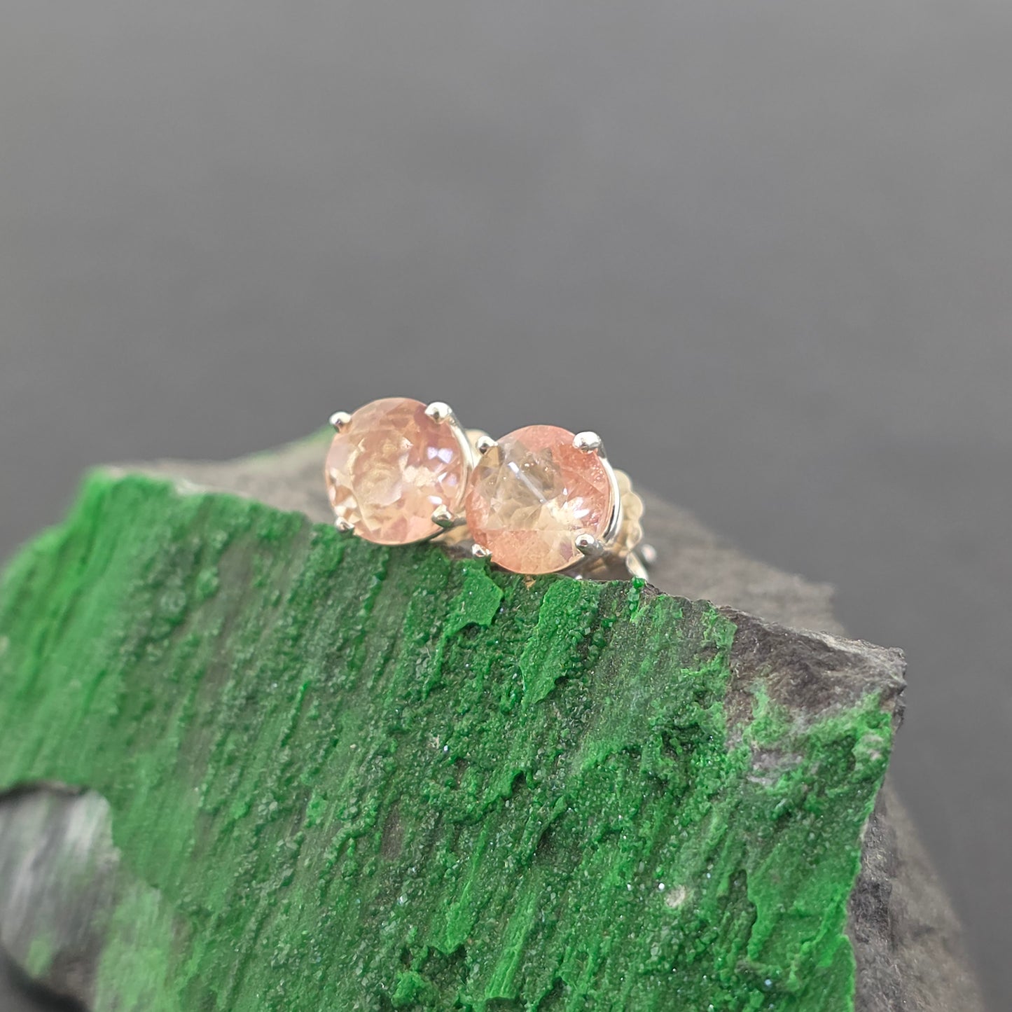 Oregon Sunstones Silver Earring