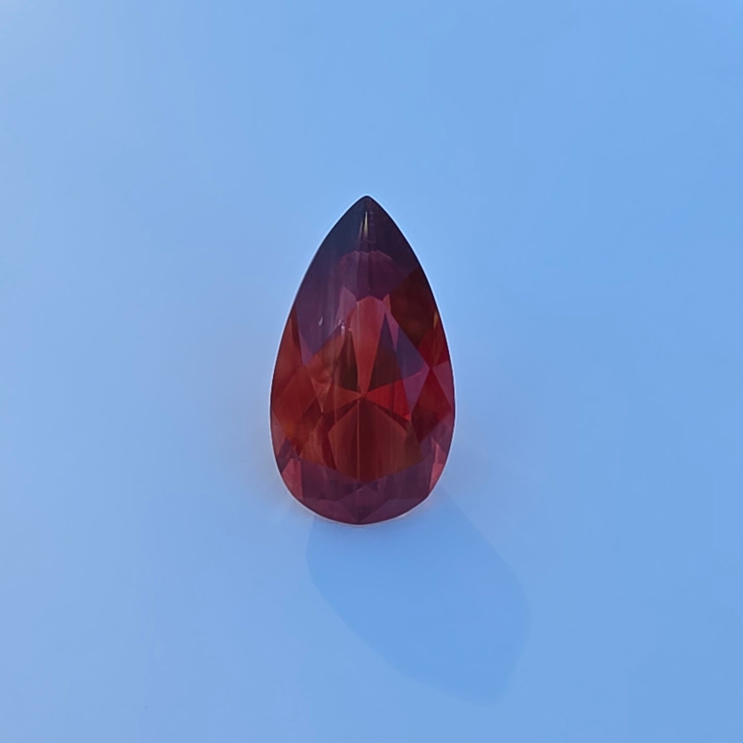 Red and schiller Oregon Sunstone 9.45 ct