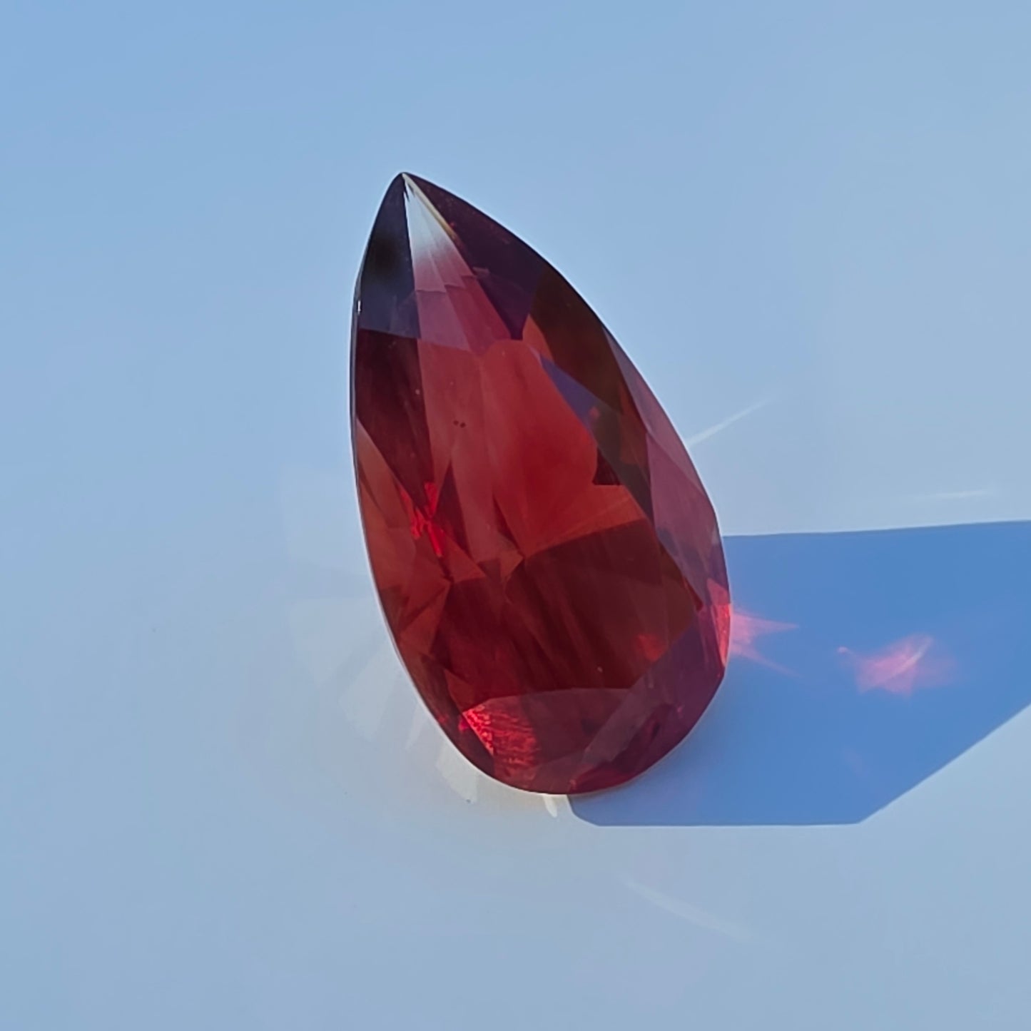 Red and schiller Oregon Sunstone 9.45 ct