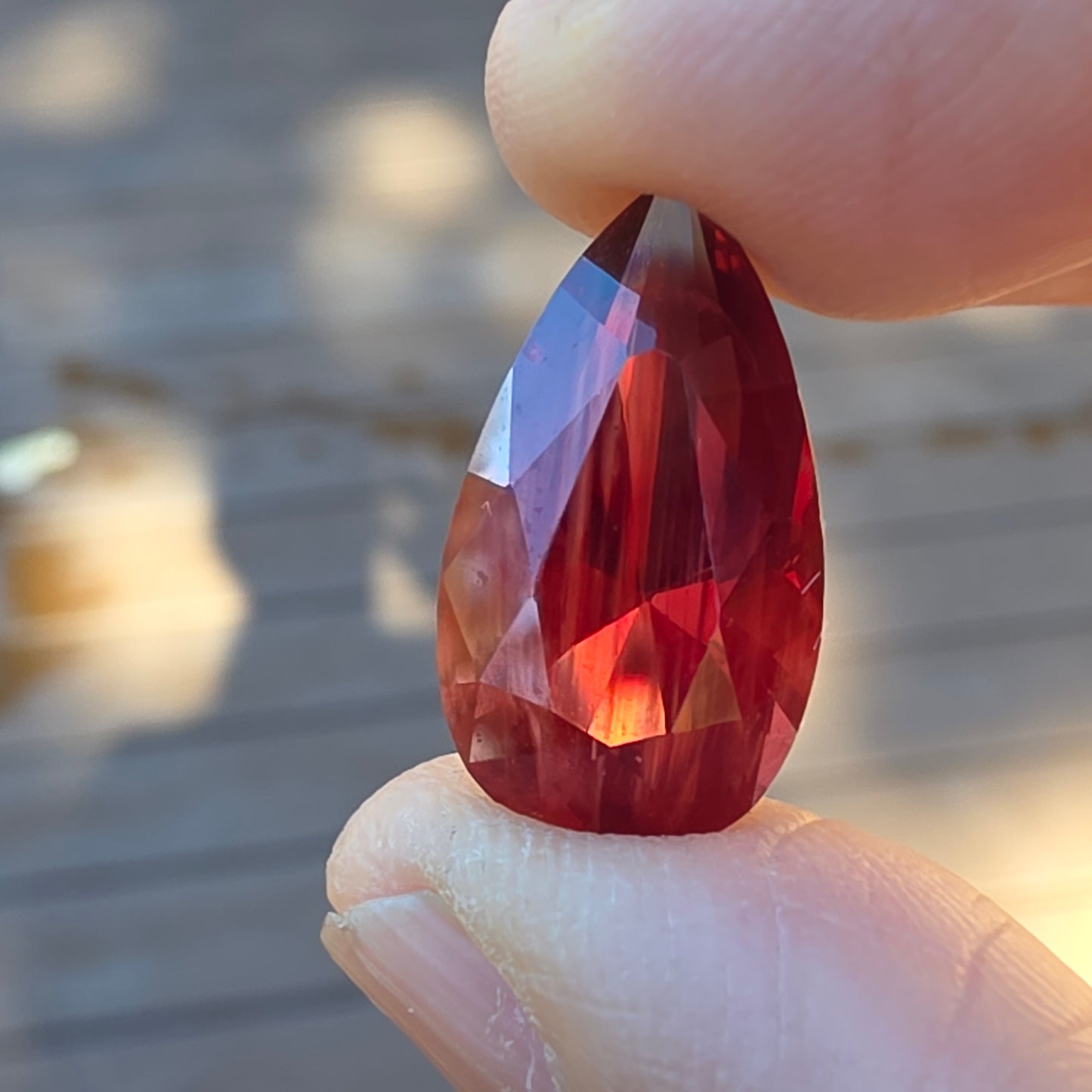 Red and schiller Oregon Sunstone 9.45 ct