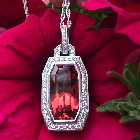 Oregon Sunstone 18k White Gold Pendant.