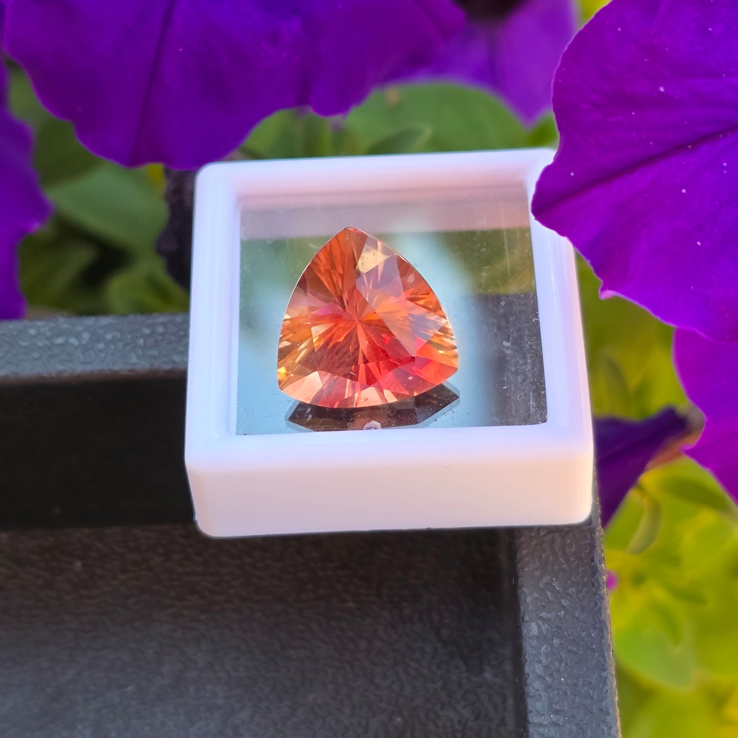 6.19 ct Oregon Sunstone