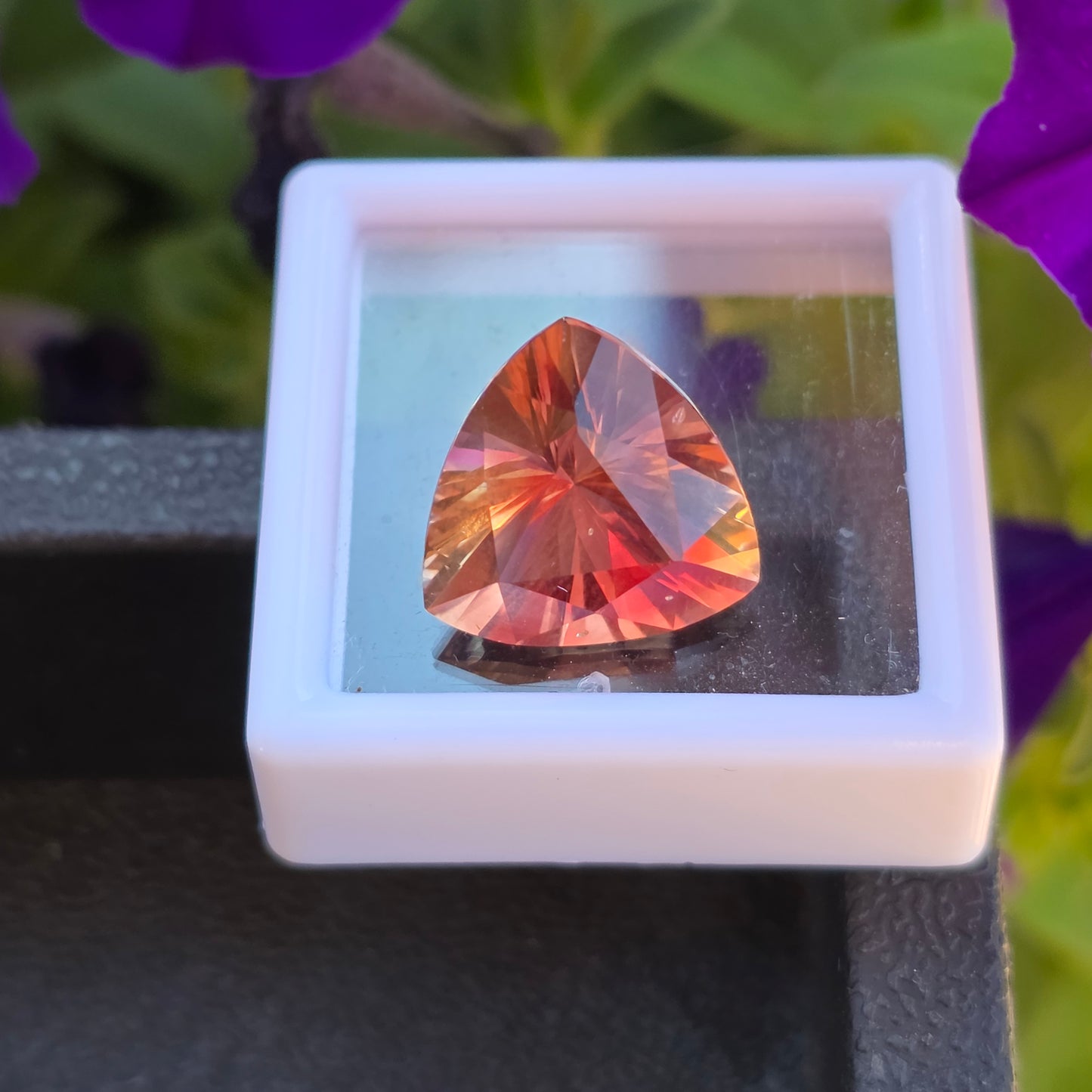 6.19 ct Oregon Sunstone