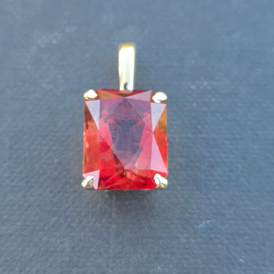 7.80 ct Oregon Sunstone Pendant, Emerald Cut, 14k Gold Setting