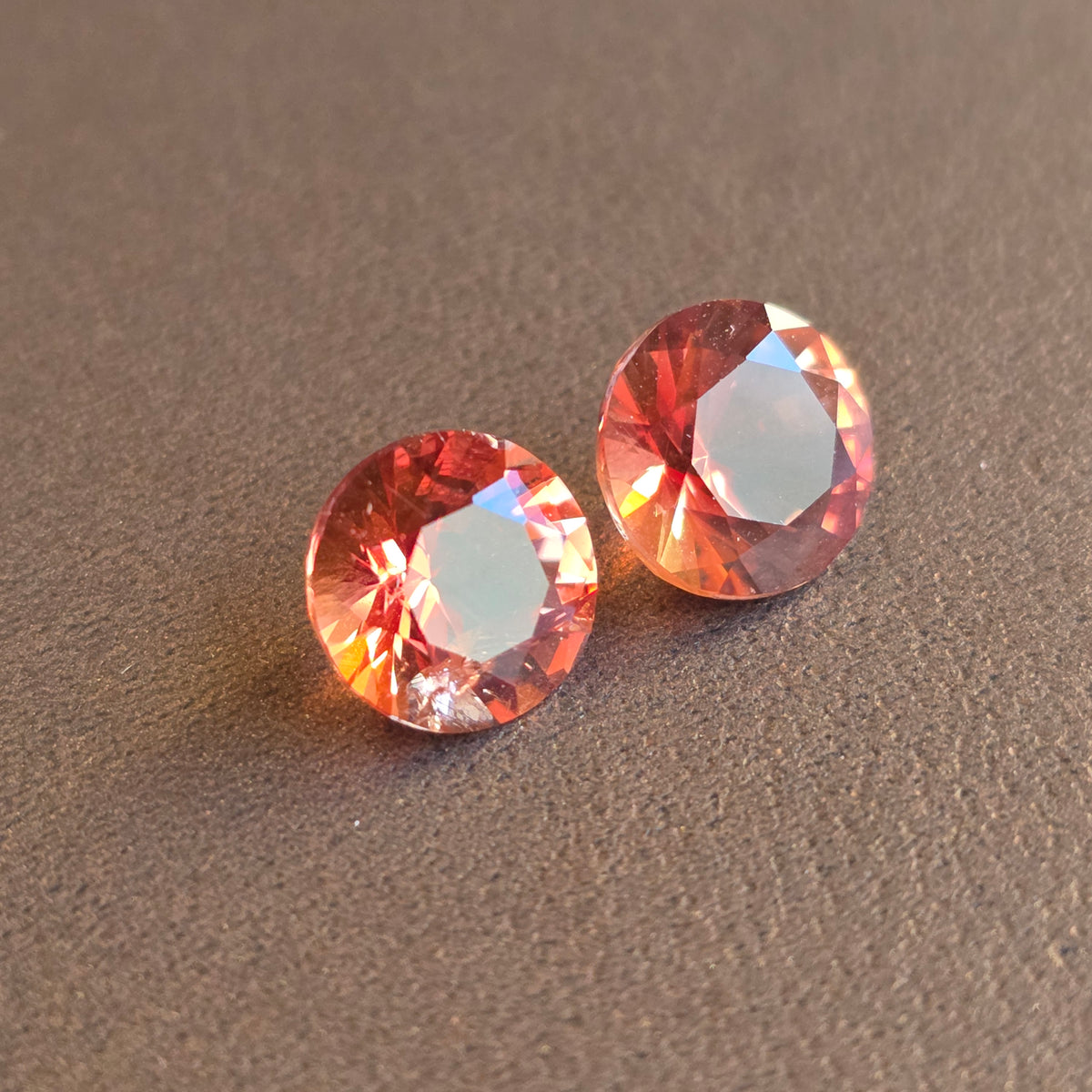 3.15 ct Oregon Sunstones 8 mm