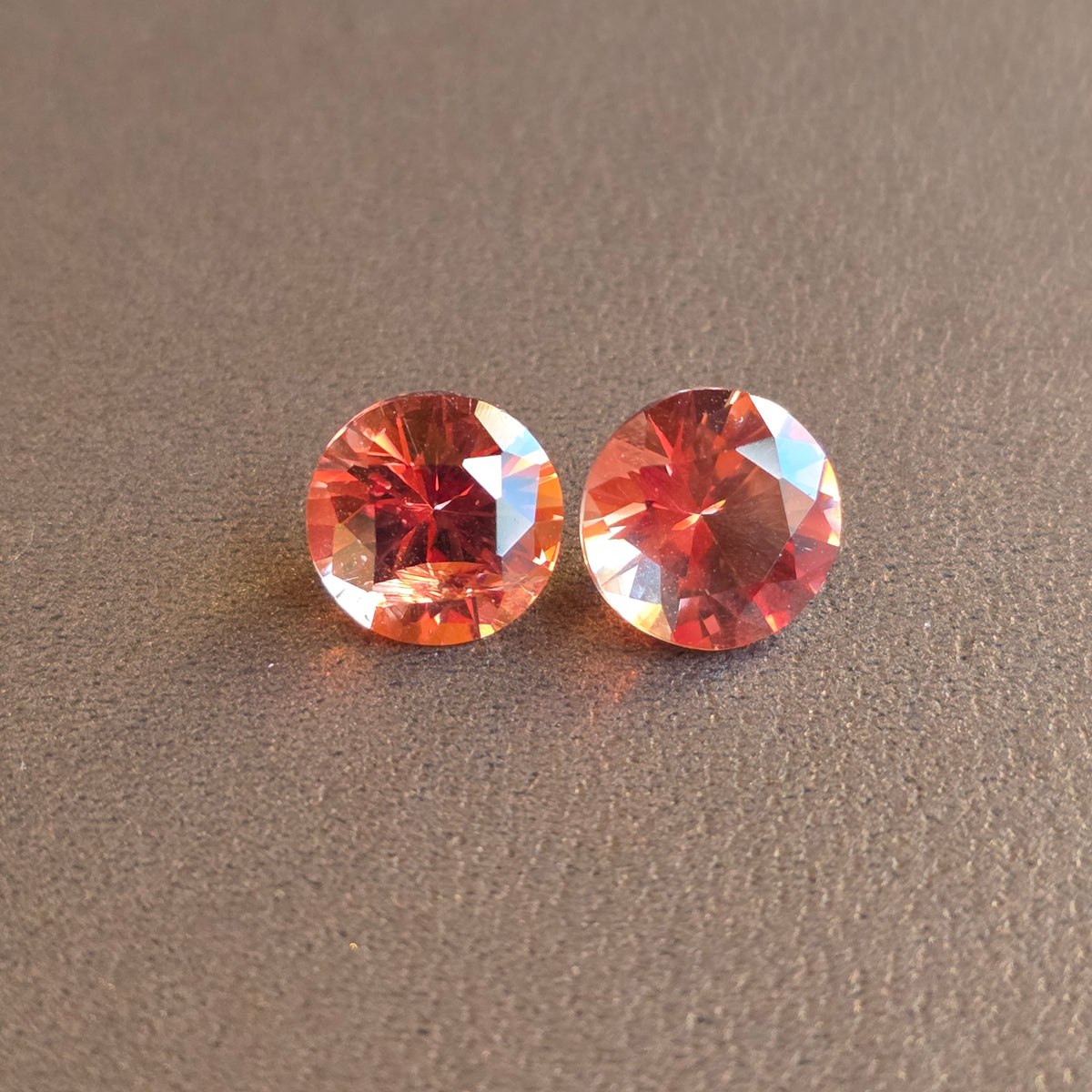 3.15 ct Oregon Sunstones 8 mm