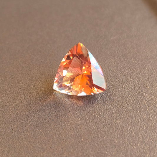 Oregon Sunstone Trilliant Gemstone 3.92 ct, 11x11 mm