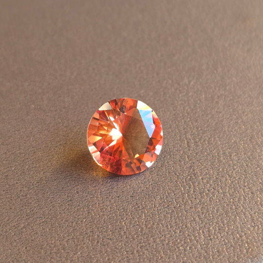 Oregon Sunstone Round Cut Gemstone, 2.76 ct, 10mm