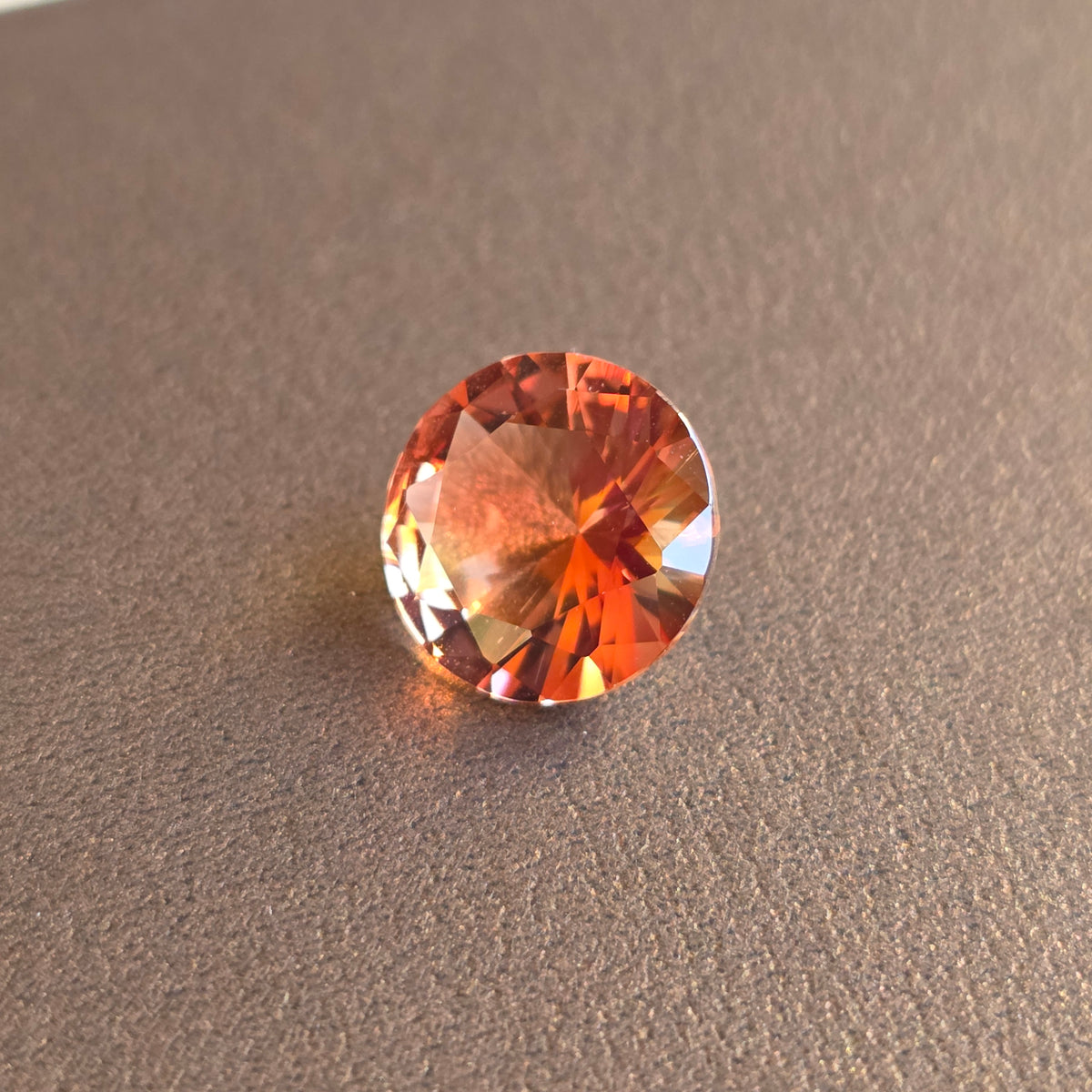 Oregon Sunstone Round Cut Gemstone, 2.76 ct, 10mm