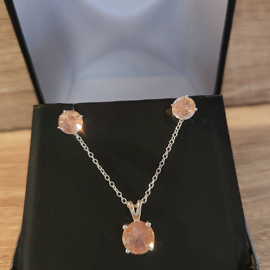 Oregon sunstones set in silver Pendant & Earring