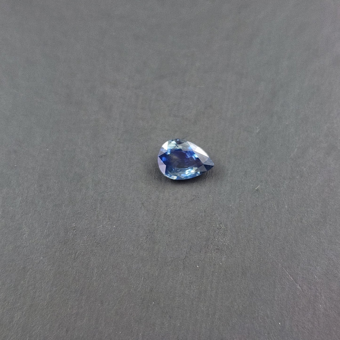 Sapphire Pear Facet