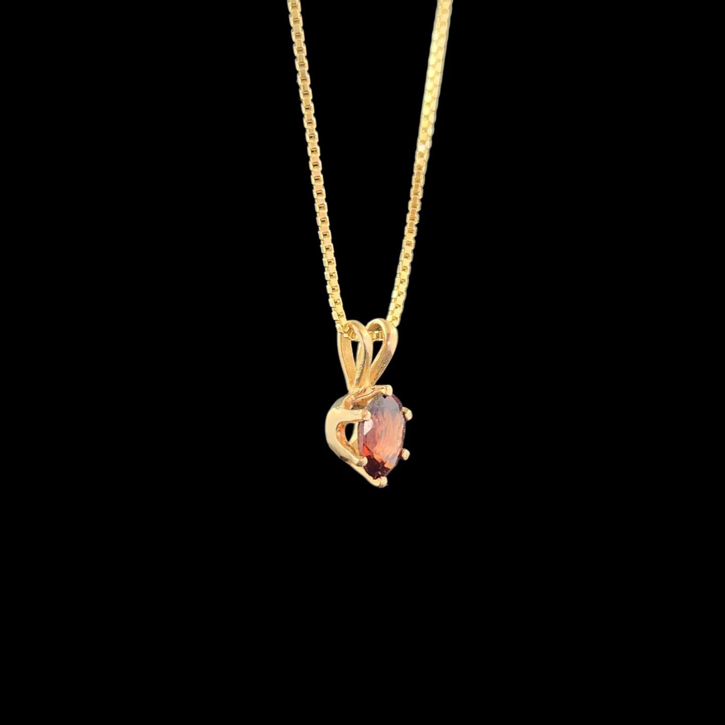 Garnet in 14ky in gold