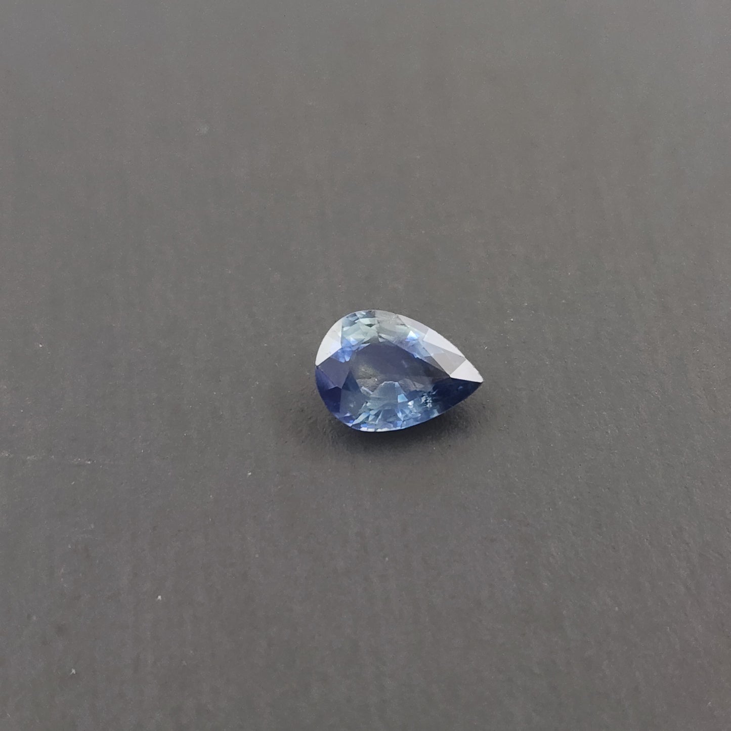 Sapphire Pear Facet