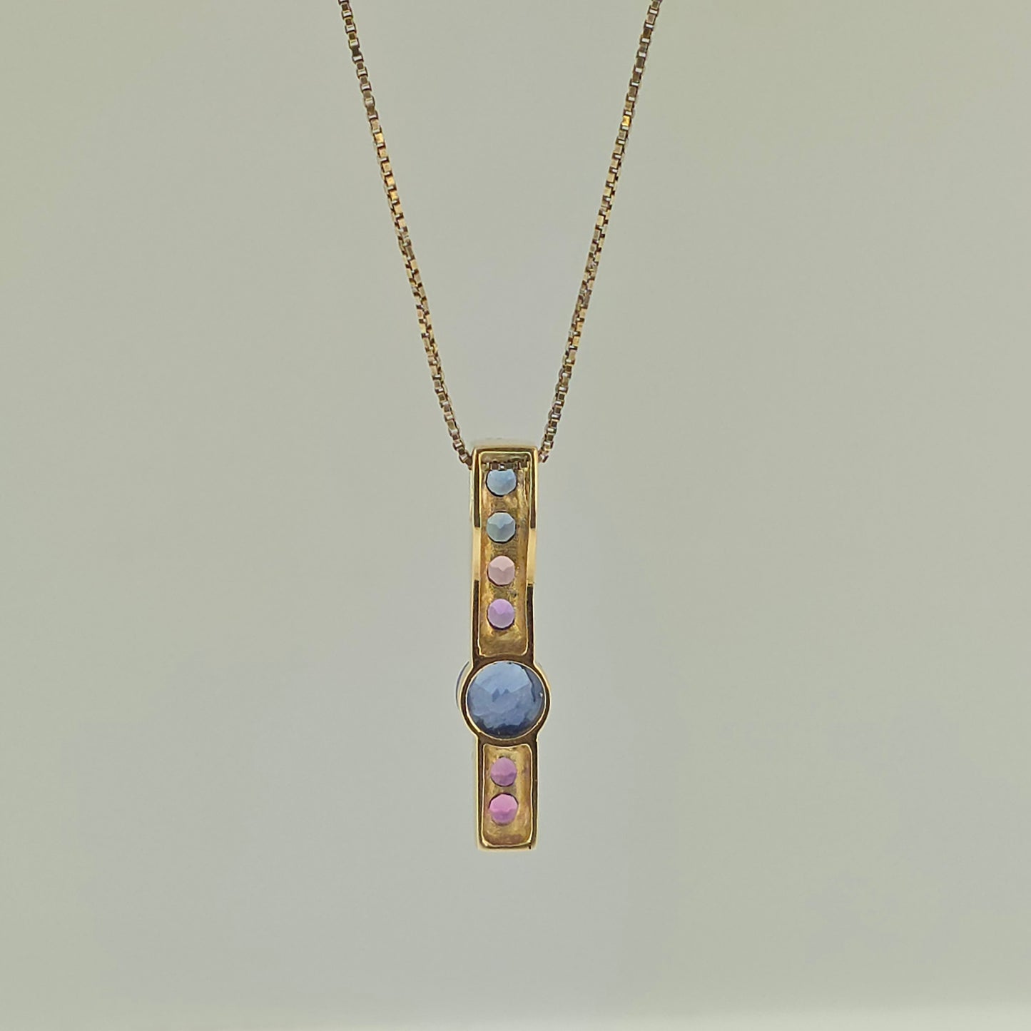 Sapphires in 18ky Gold Pendant
