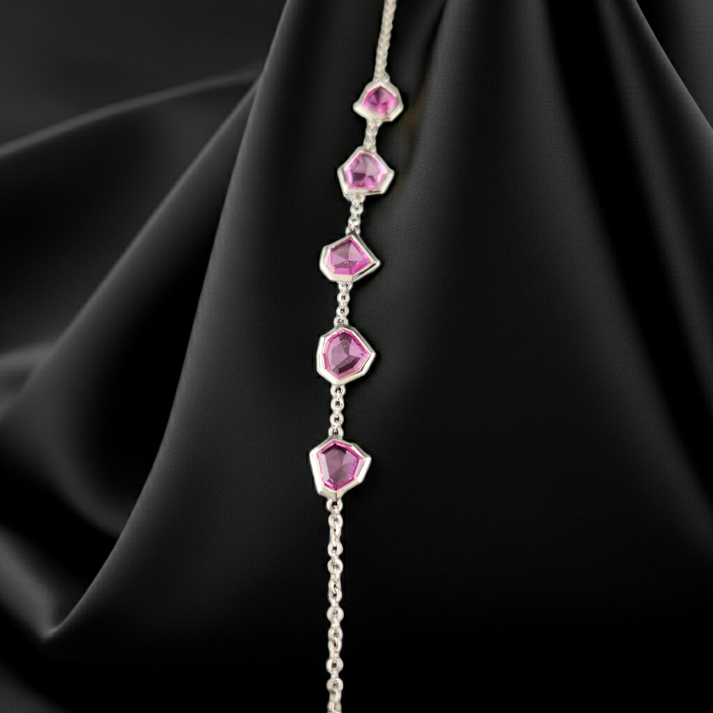 Sapphire in 18 kw Bracelet